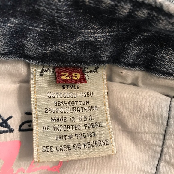 7 for All Mankind Medium Wash Jeans - Picture 6 of 6